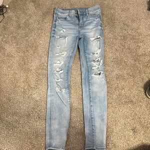 american eagle ripped skinny jeans